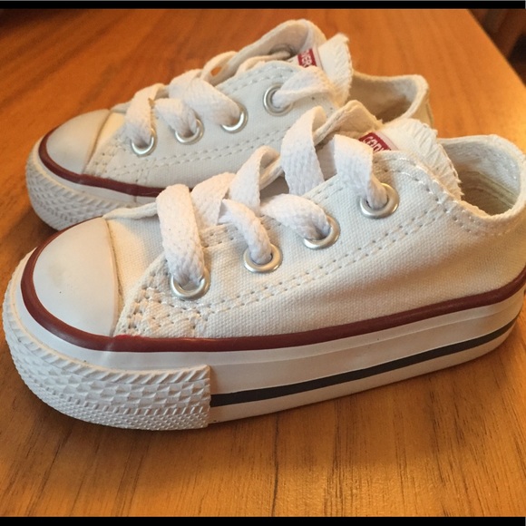 baby white converse size 3